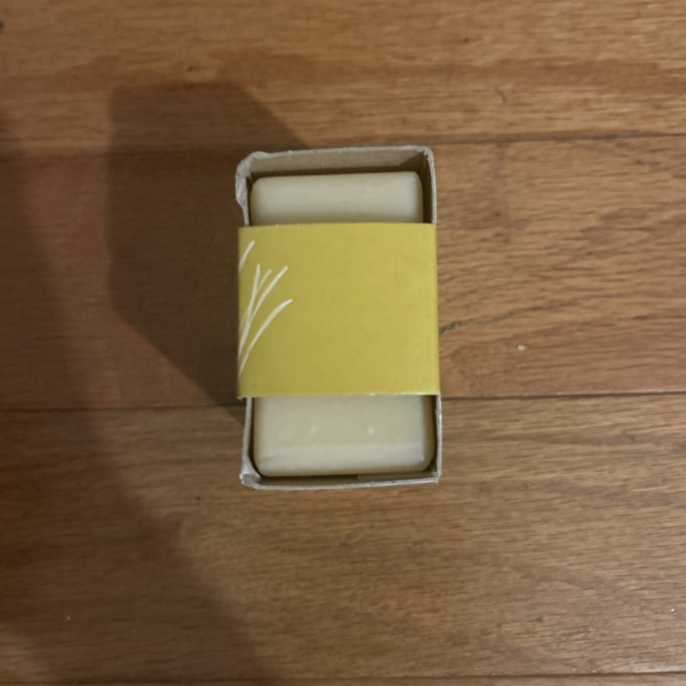 NWT80 Acres Lemongrass • OLIVE OIL SOAP • 5.4 OZ / 153G - Picture 2 of 5